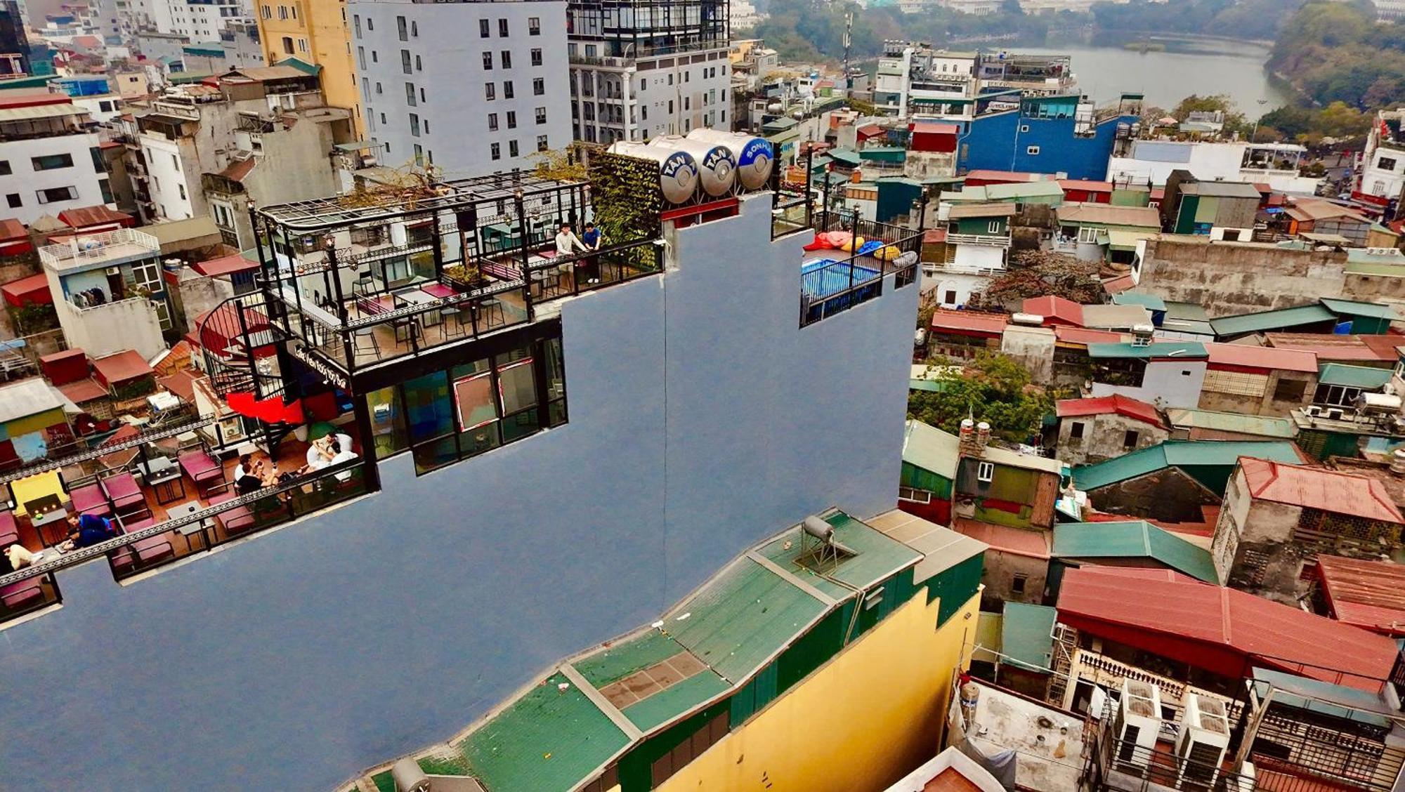 Lakeview Backpackers Hostel & Rooftop Bar Ханой Екстериор снимка